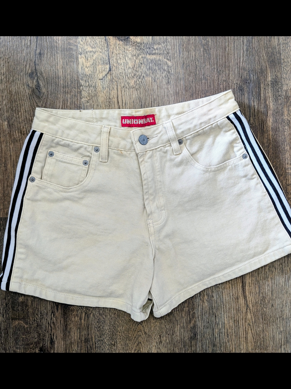 UNIONBAY Y2k Women's Cream Jean Shorts with Black & White Side Stripes